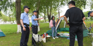 冰城公安：精细化护游 擦亮江畔明珠