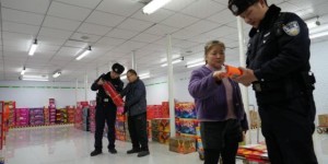 冰城公安：绘就“排查、联动、宣讲”  三色图 筑牢烟花爆竹安全防线